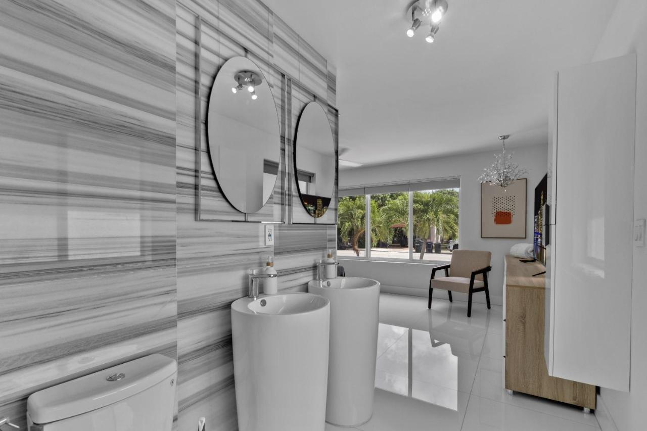 Luxury House 4 Beds Heated Pool W Jaccuzzi Daire North Bay Village Dış mekan fotoğraf