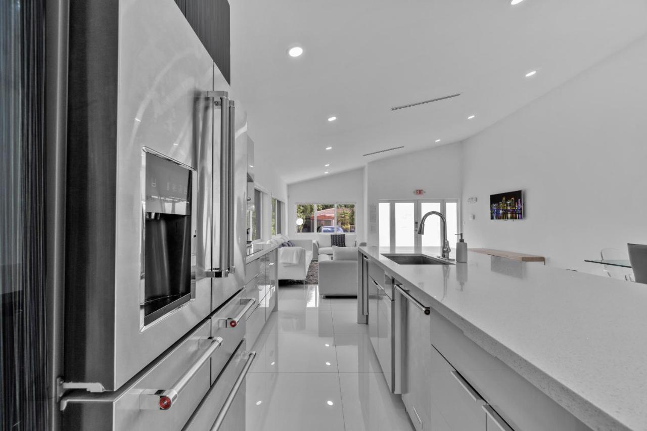 Luxury House 4 Beds Heated Pool W Jaccuzzi Daire North Bay Village Dış mekan fotoğraf