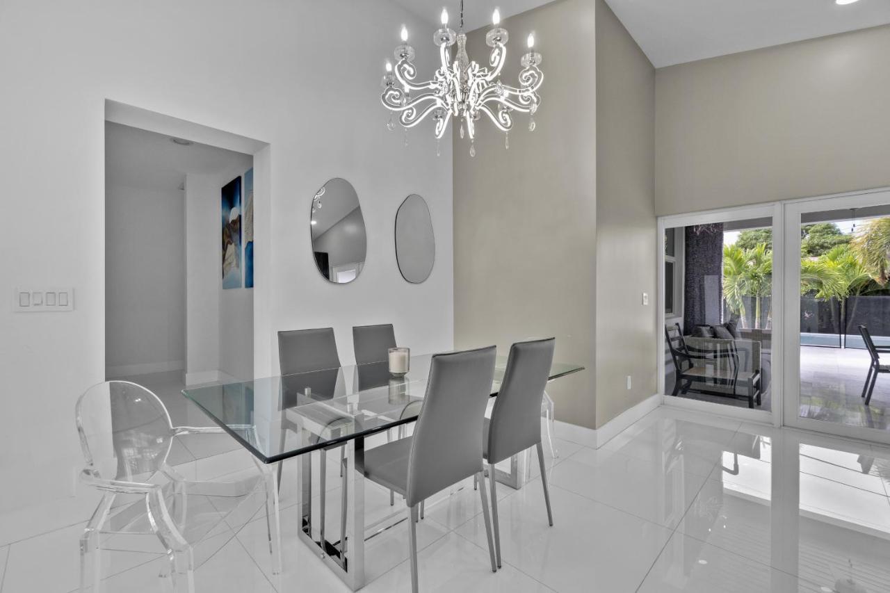Luxury House 4 Beds Heated Pool W Jaccuzzi Daire North Bay Village Dış mekan fotoğraf