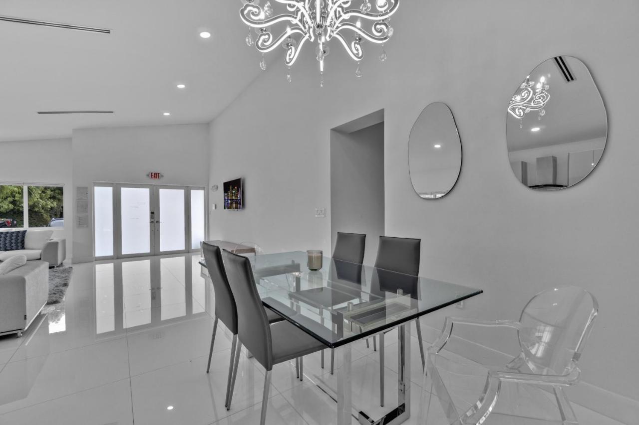 Luxury House 4 Beds Heated Pool W Jaccuzzi Daire North Bay Village Dış mekan fotoğraf